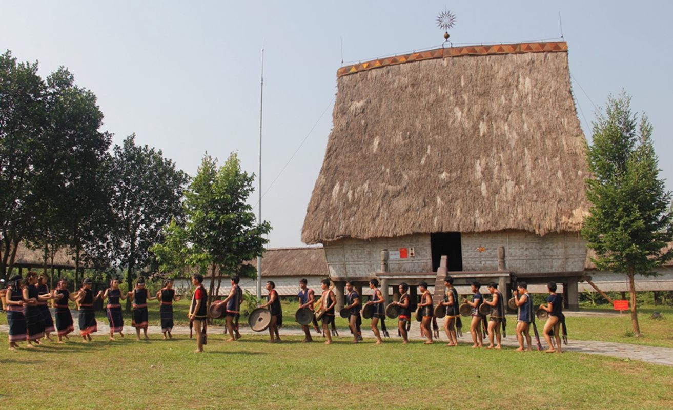 Experience Buon Ma Thuot Tours with sustainable adventures