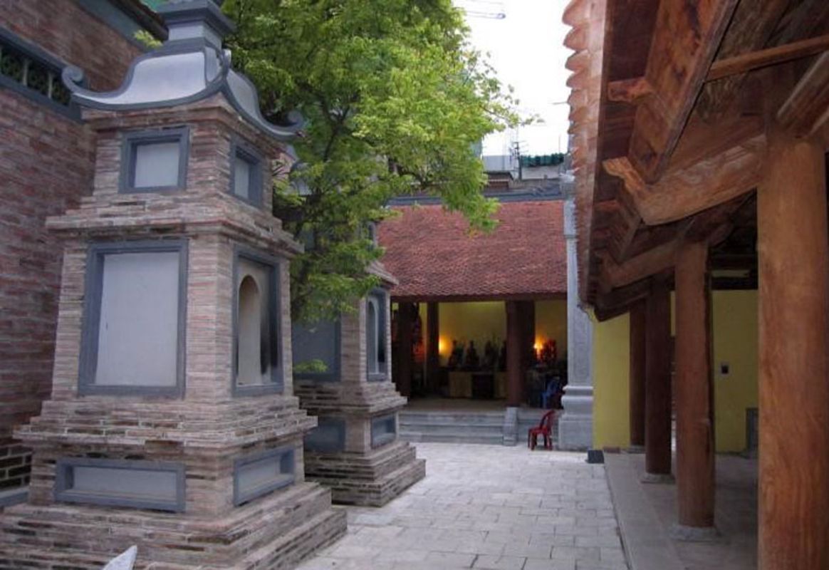 Capture the tranquil essence of Hanoi’s spiritual gem