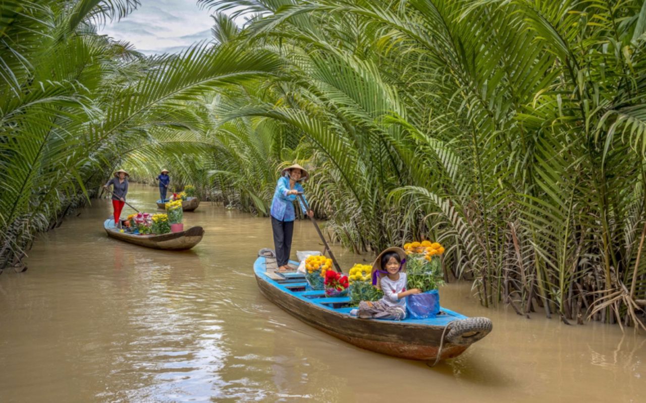 Experience Thoi Son Island Tours with sustainable adventures