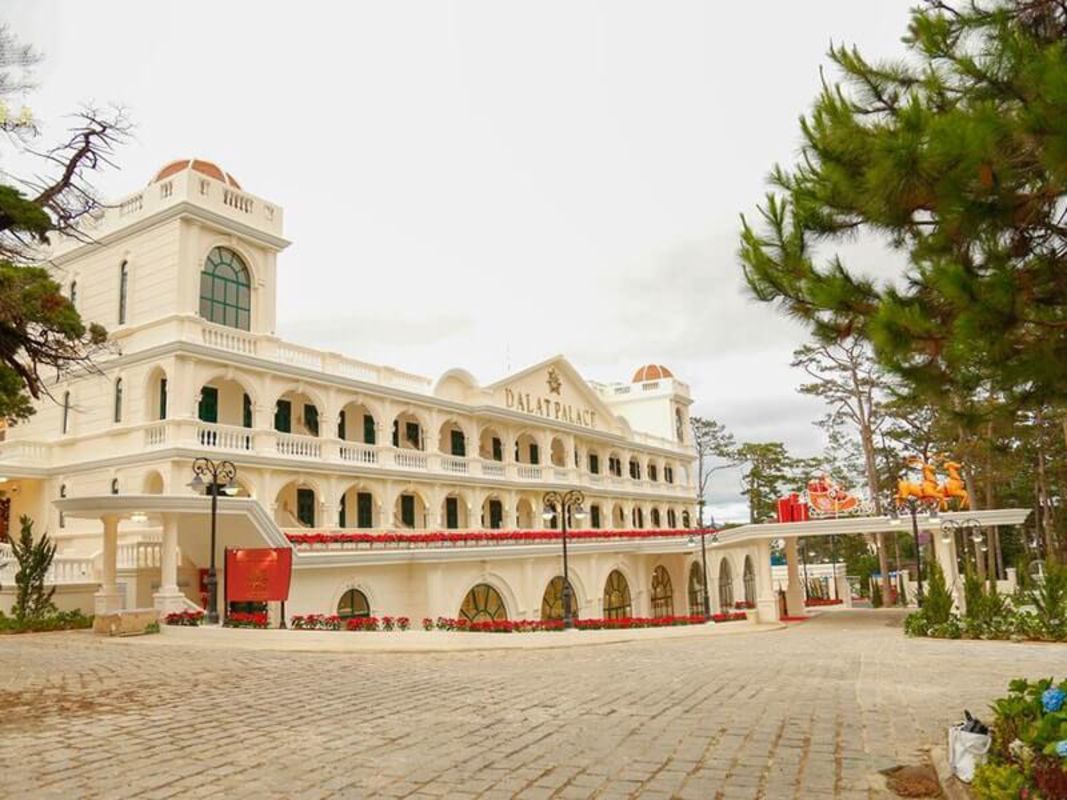 Experience Da Lat Tours with sustainable stays
