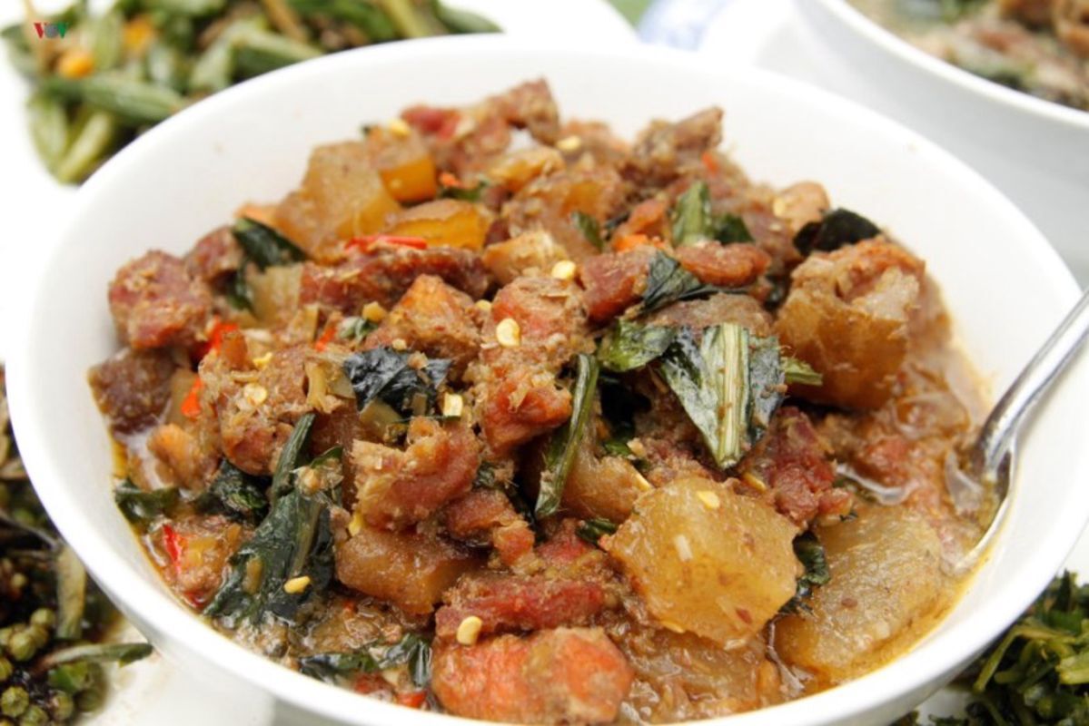 “Vech” Dish - “Món vếch Bò”