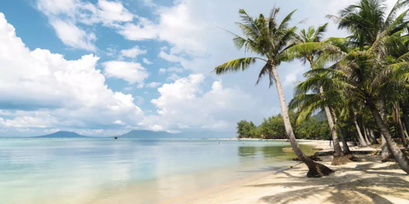 Quiet beaches on Phu Quy Island