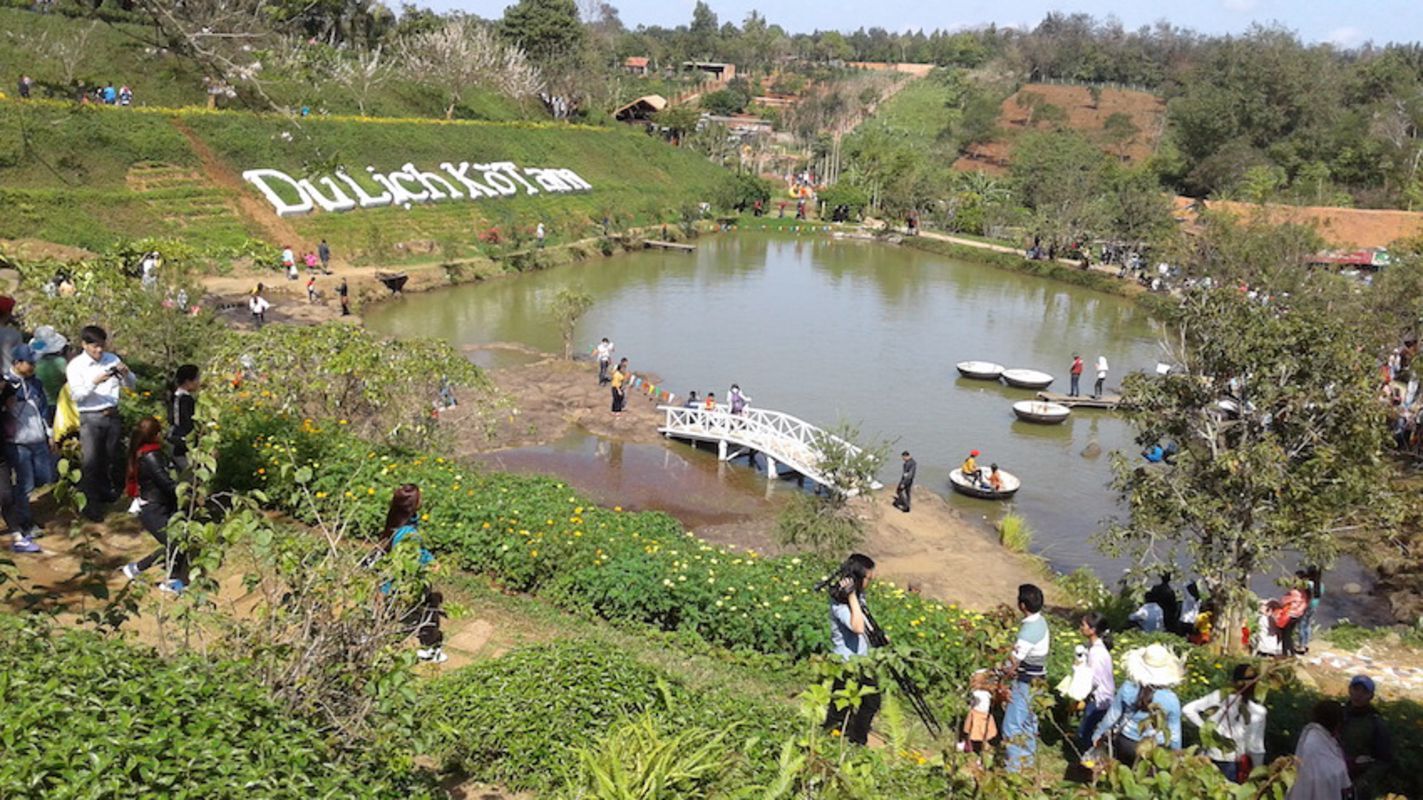 Start your Buon Ma Thuot Travel with serene vistas