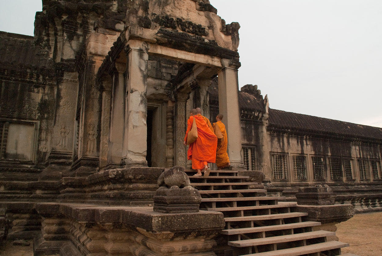 Capture the authentic charm of Angkor’s cultural scene