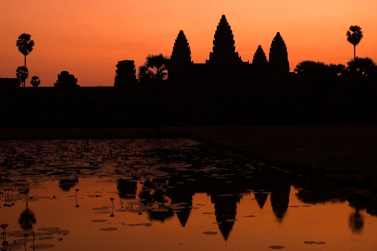 Immerse in Cambodia’s heritage with group tours