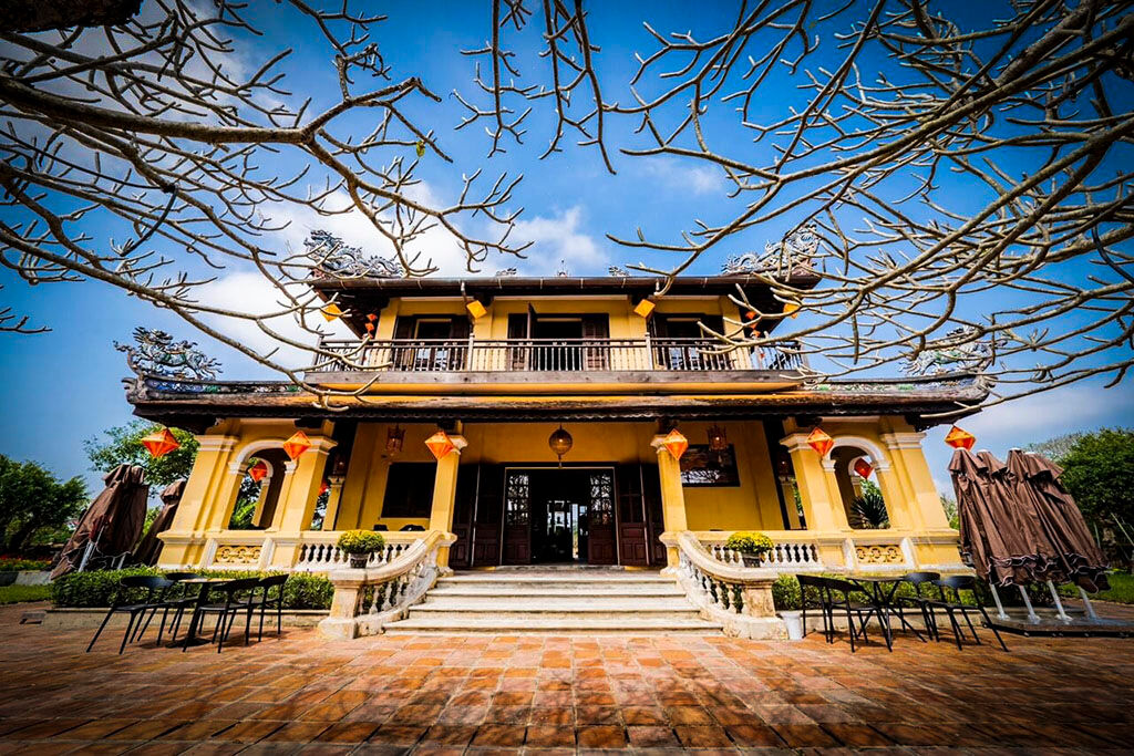 Begin your cafe visit with Hue’s tranquil ambiance