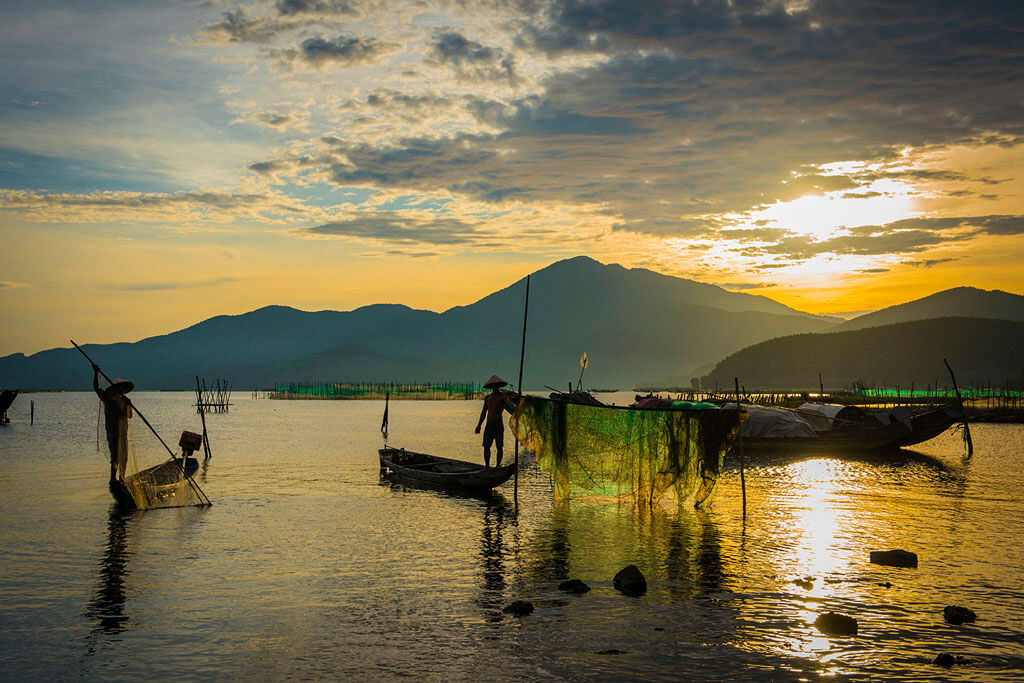 Capture the vibrant beauty of Vietnam with a visa for Macedonian travelers