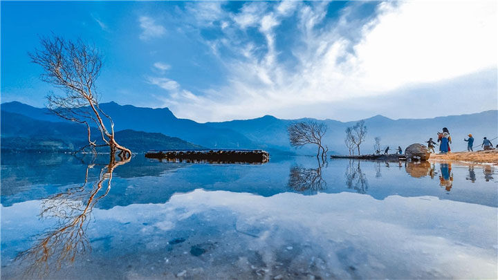 Discover vibrant village life on a Tam Giang tour