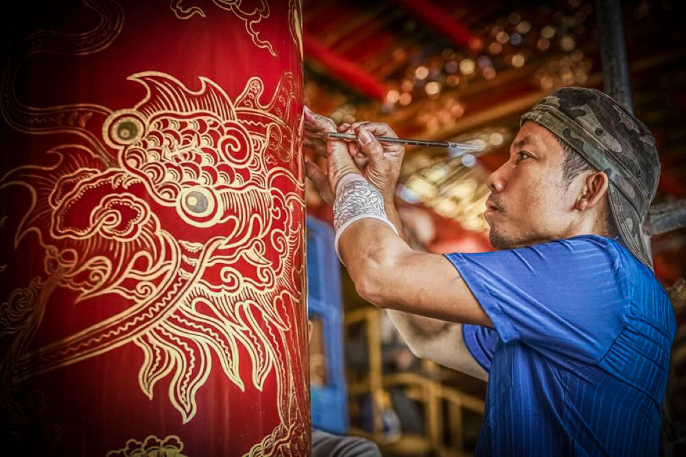 Start your artisanal journey with Hue’s vibrant glow