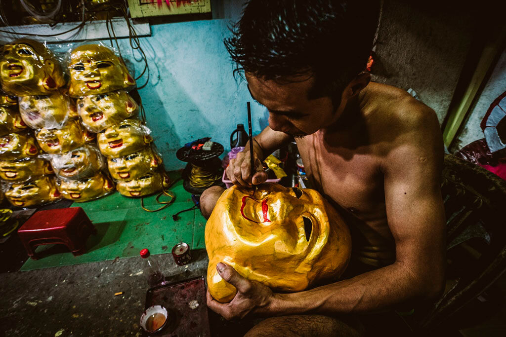 Capture the authentic charm of Hue’s artistry