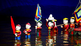 Hue-water-puppet-show-2