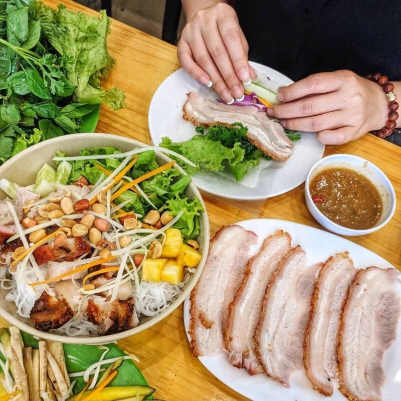 Start your Hoi An Travel with a flavorful bite