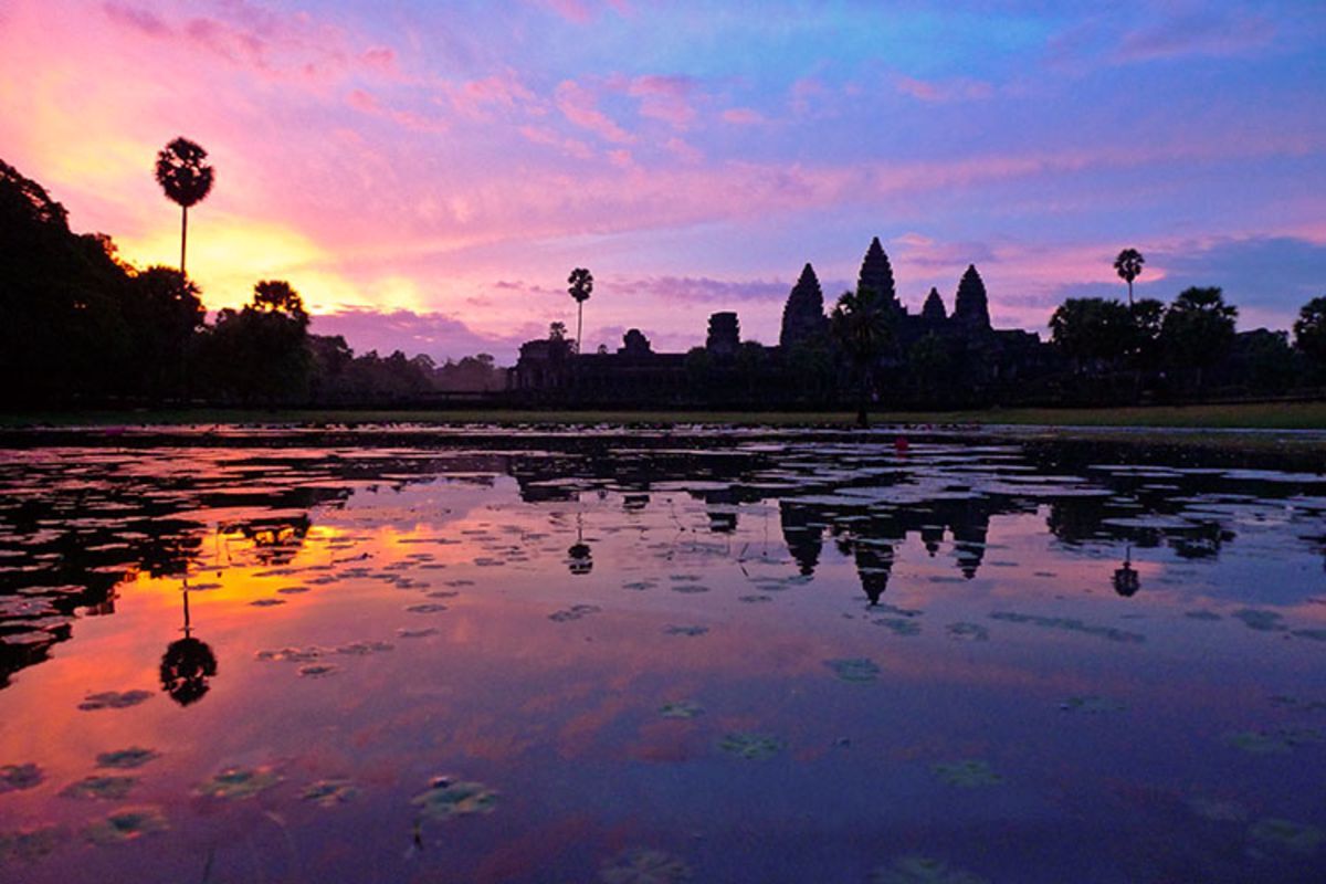 Begin your Phnom Penh Tours with a cultural adventure