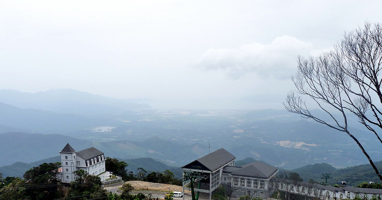 Dive into the surreal charm of Da Nang Travel