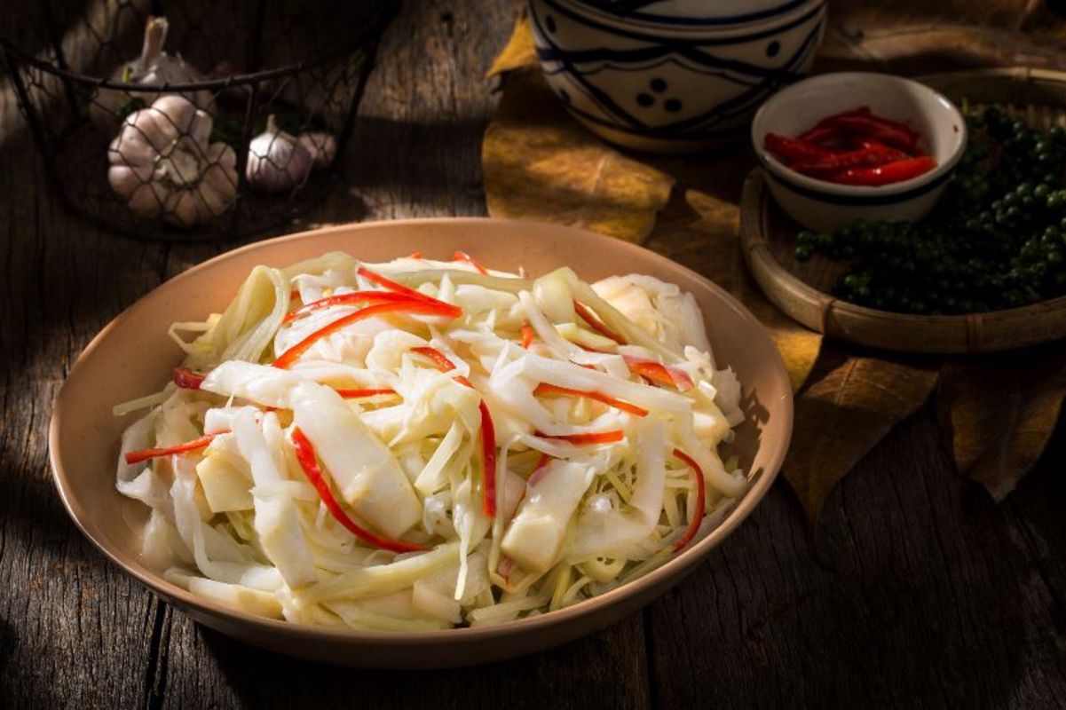 Learn Ca Mau’s culinary heritage with expert insights