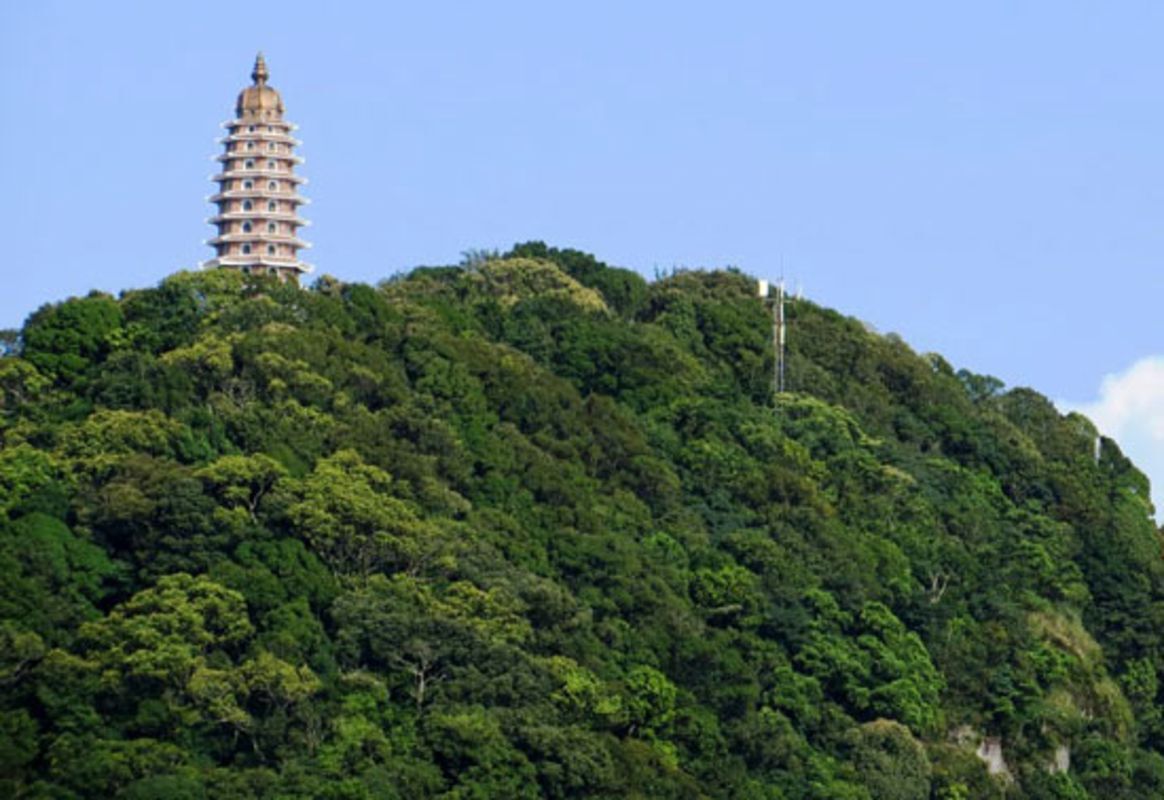Seize the flavorful spirit of Hanoi Travel