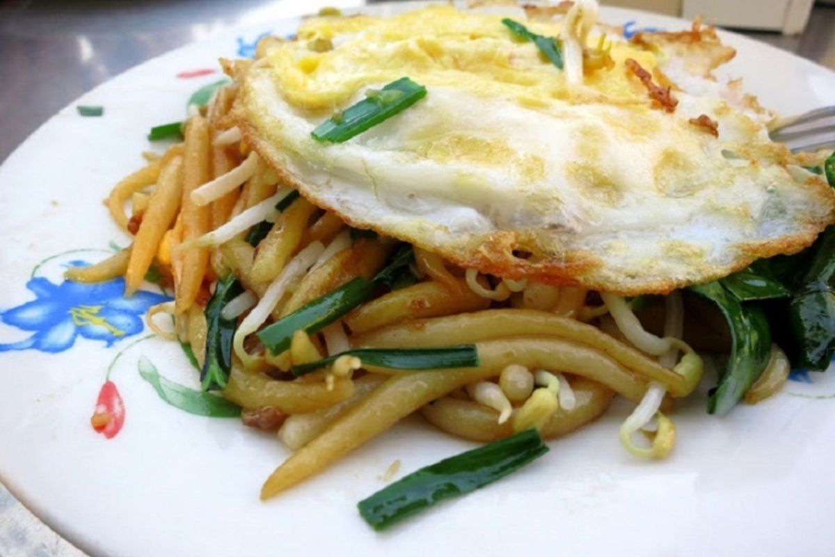 Photograph the authentic allure of Phnom Penh’s food scene