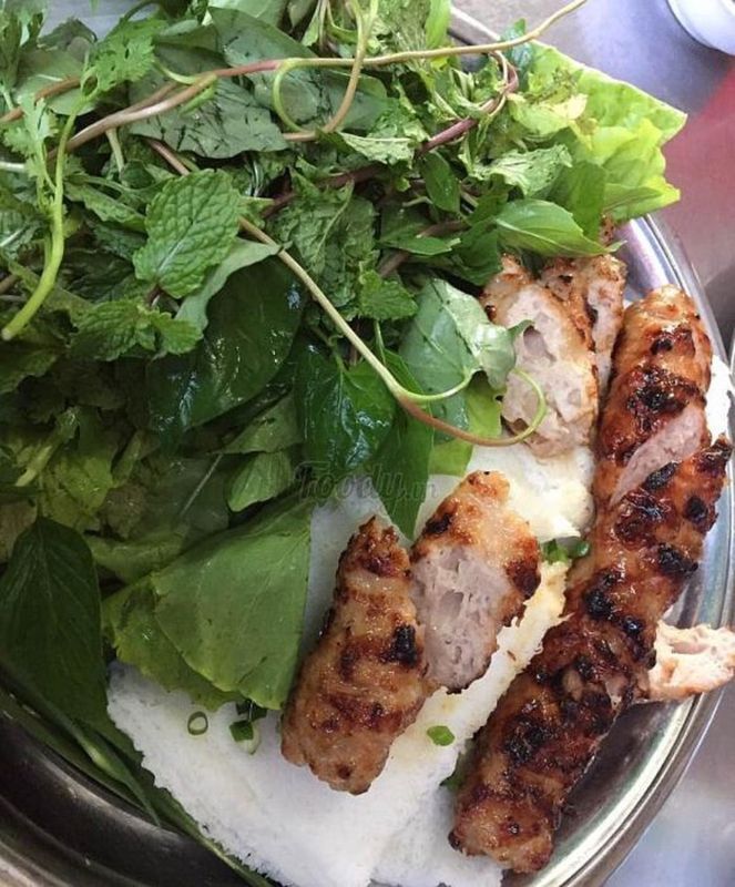 Learn Ca Mau’s food heritage with expert insights