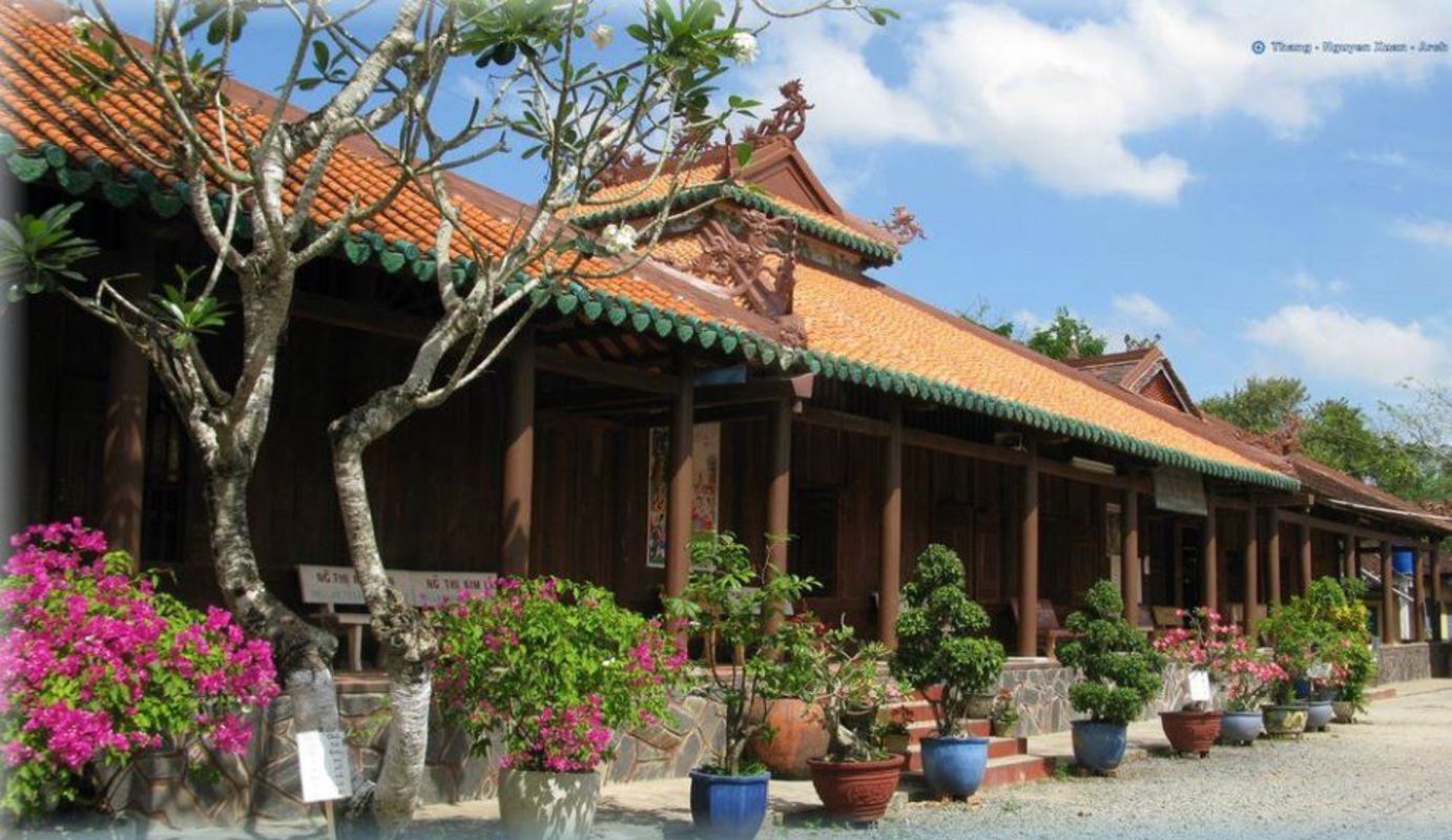 Visiting Ton Thanh Pagoda