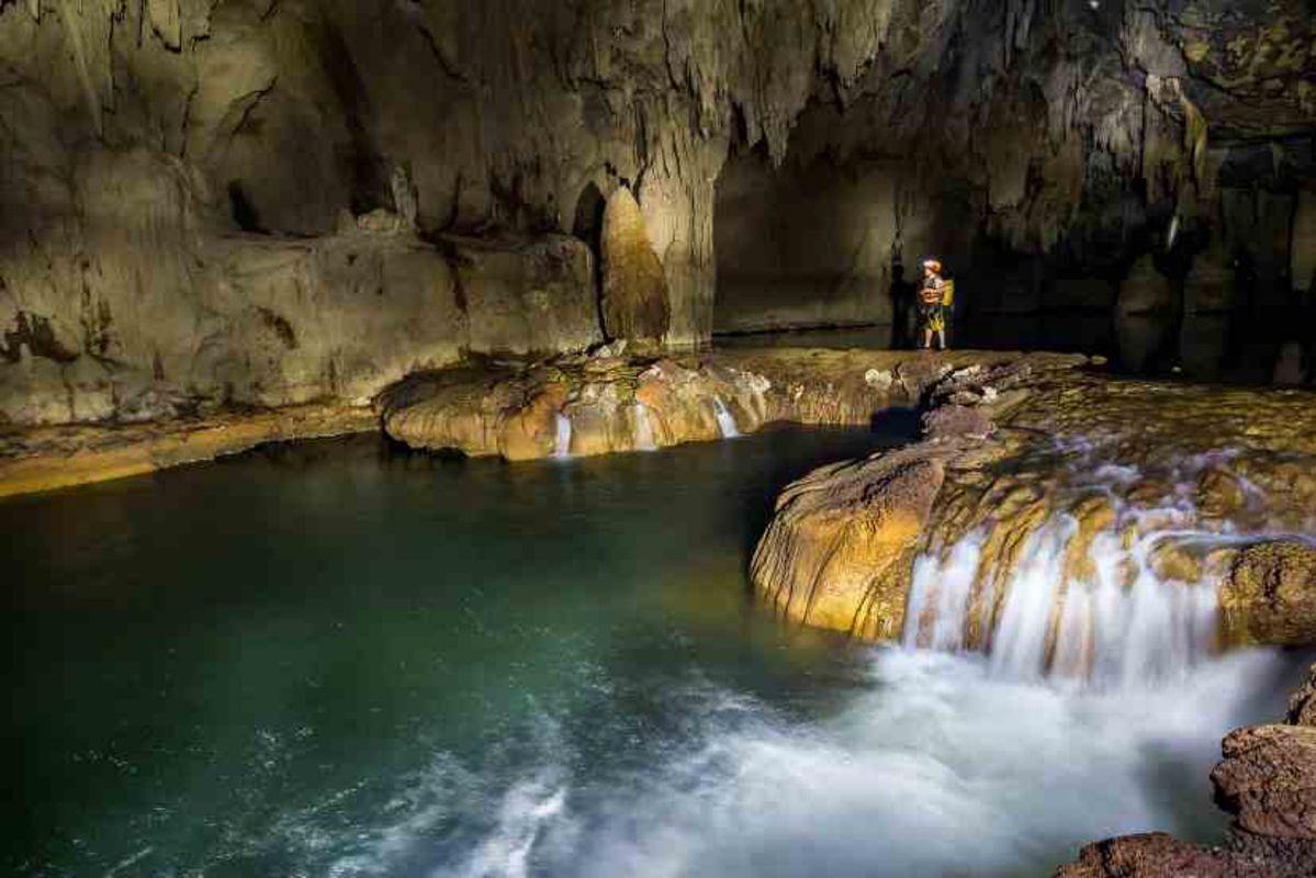 Tu Lan Caves System