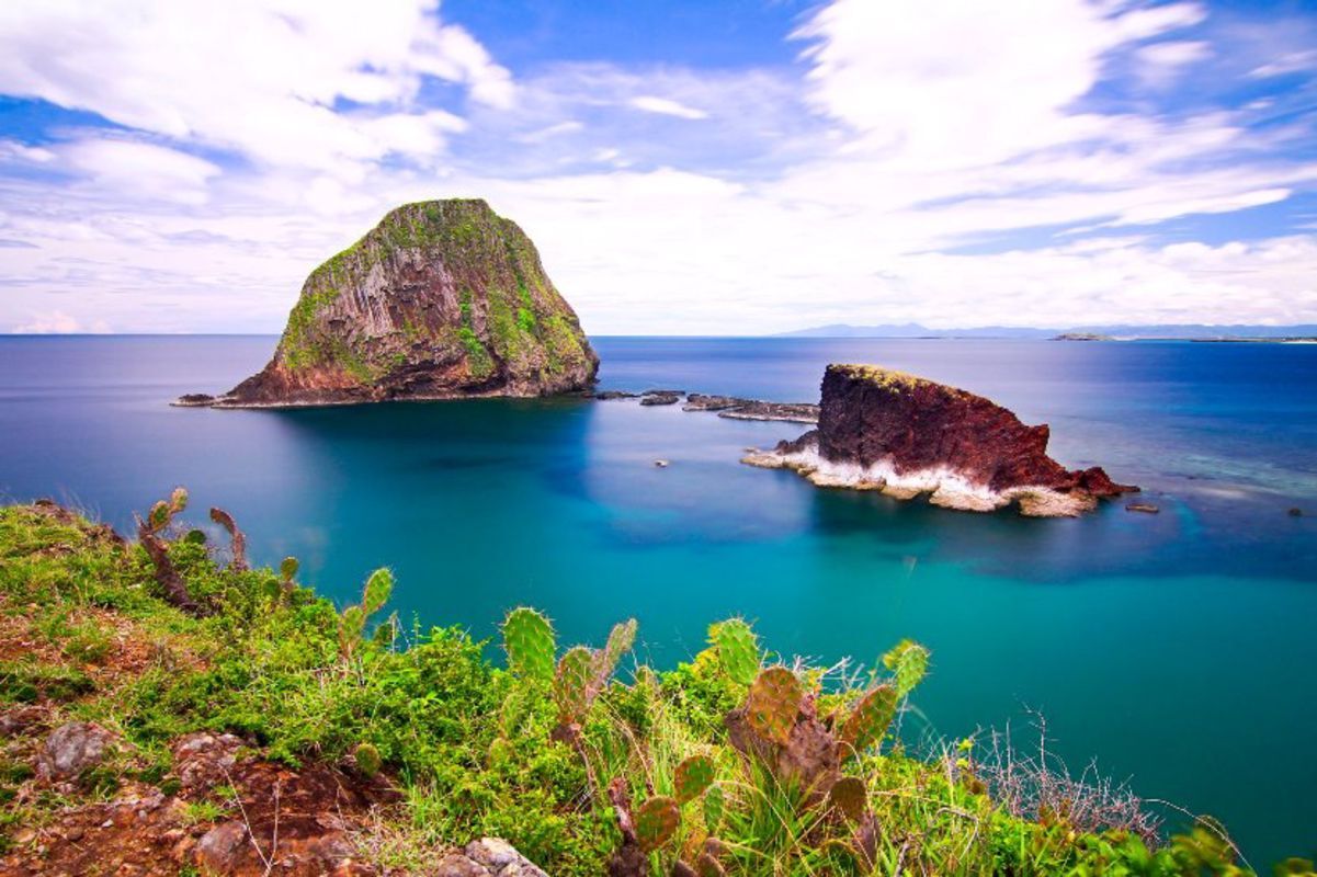 Start your Yen Islet journey with tranquil vistas