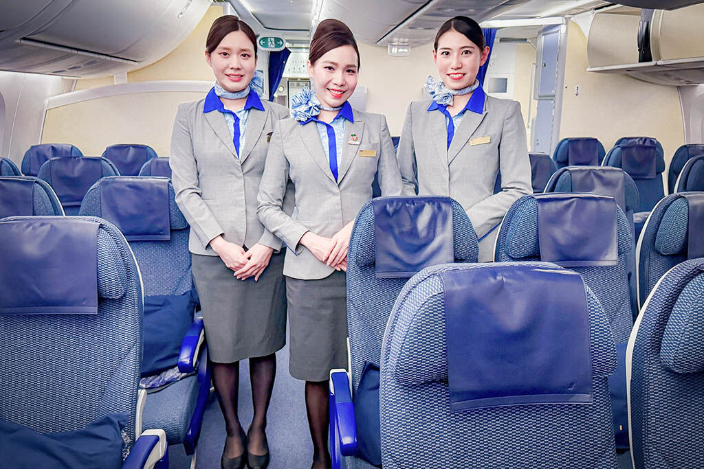 Airline-ANA Airlines ready to take off from Prague to Bangkok