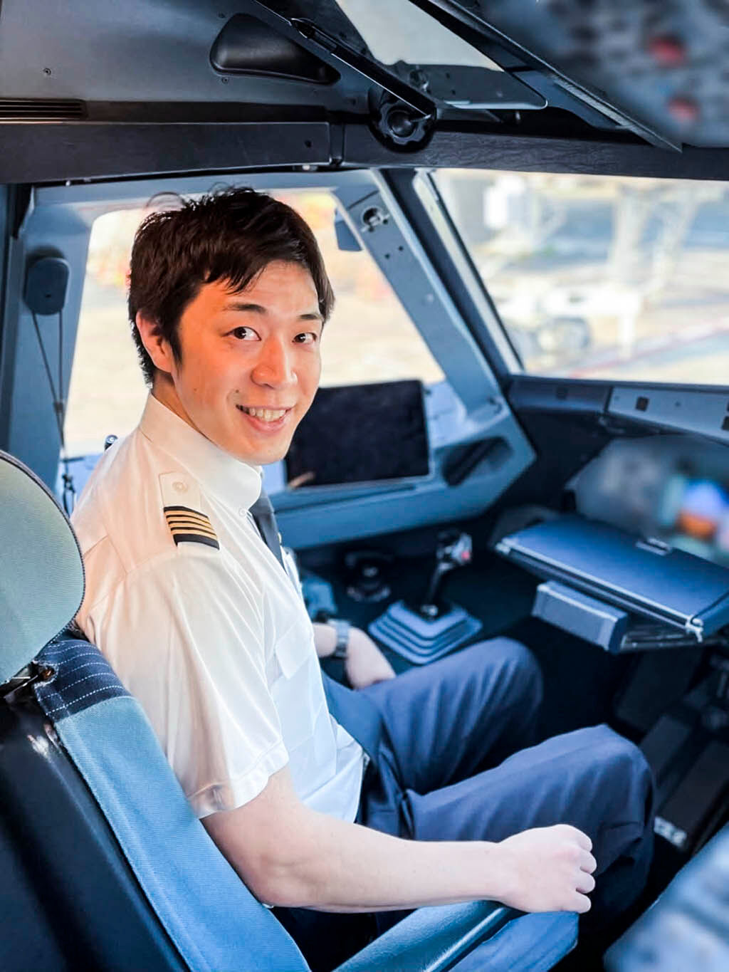 Airline-ANA Airlines Captain is ready to takeoff from Edinburgh to Bangkok