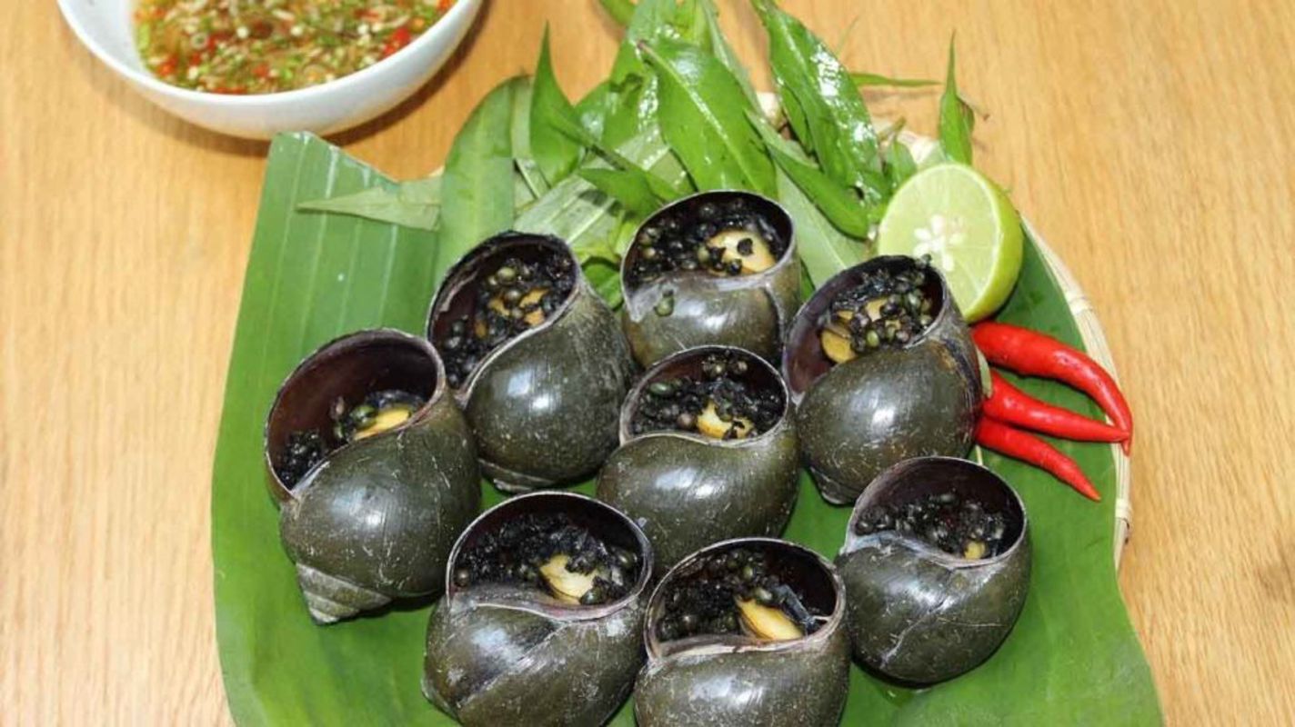 Grilled green Pepper Snails - “Ốc nướng tiêu xanh”