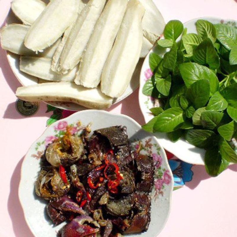 Dive into the fresh flavors of Vinh Long Travel