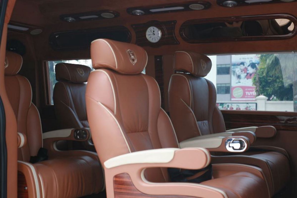 Learn Hoa Binh’s heritage with expert insights