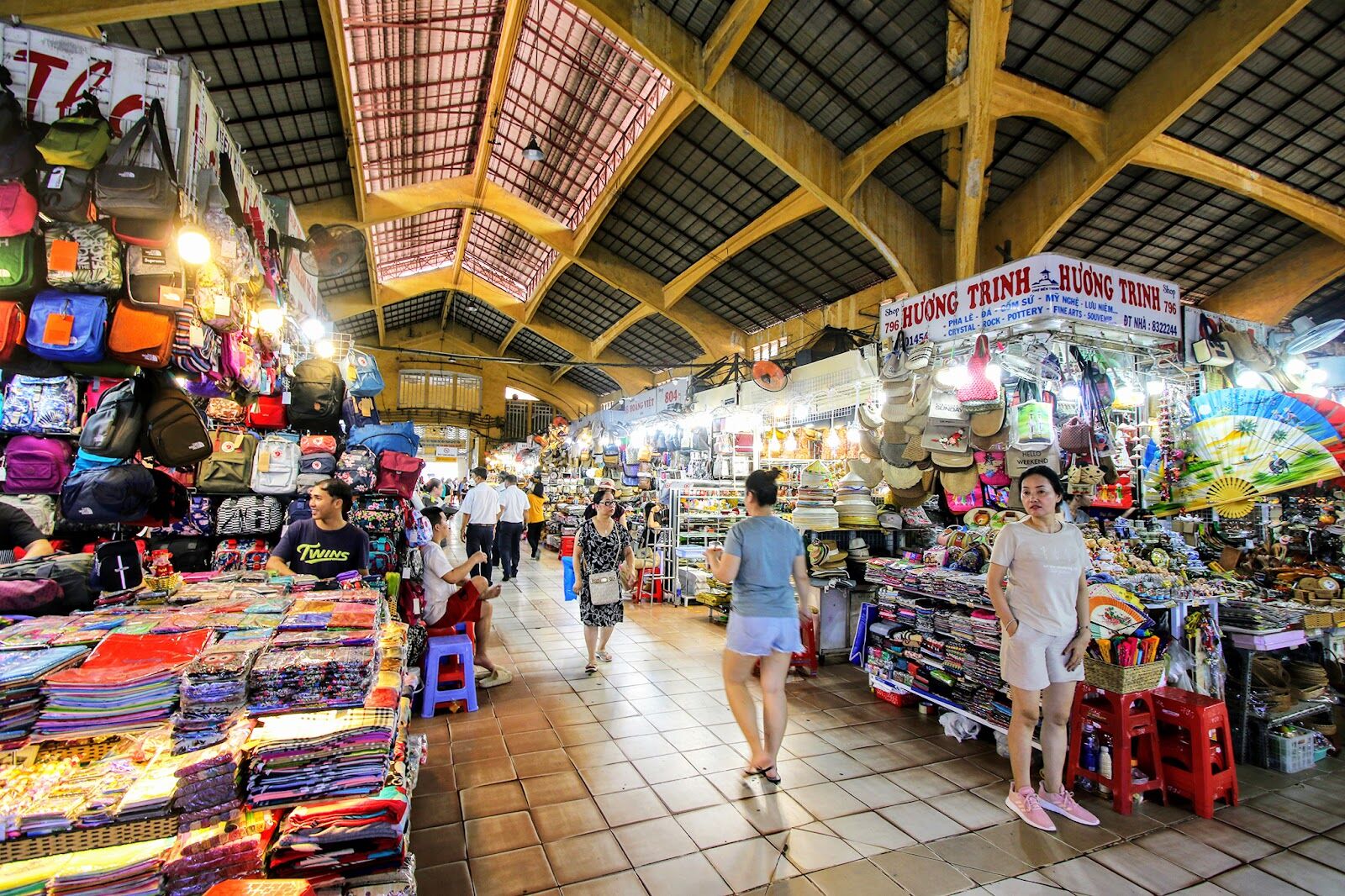 Immerse in the sights and sounds of Saigon’s iconic market