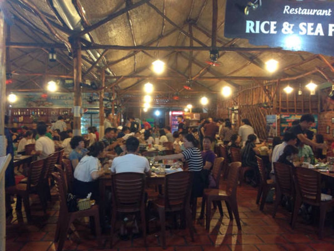 Dive into the vibrant flavors of Phu Quoc Travel