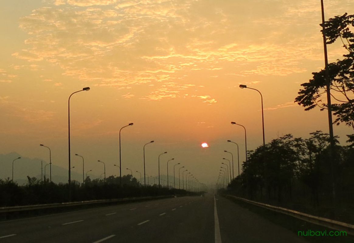 Dive into the cultural charm of K9 Đá Chông Travel