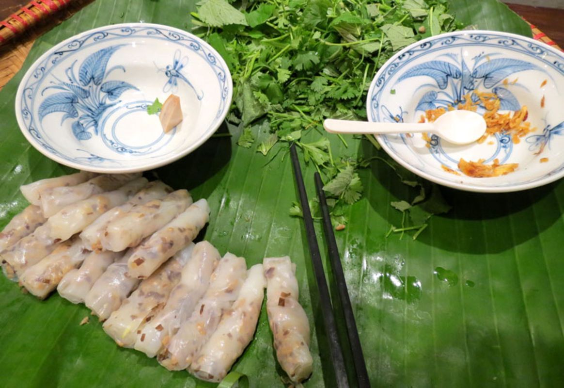 Start your Hanoi Travel with a flavorful bite