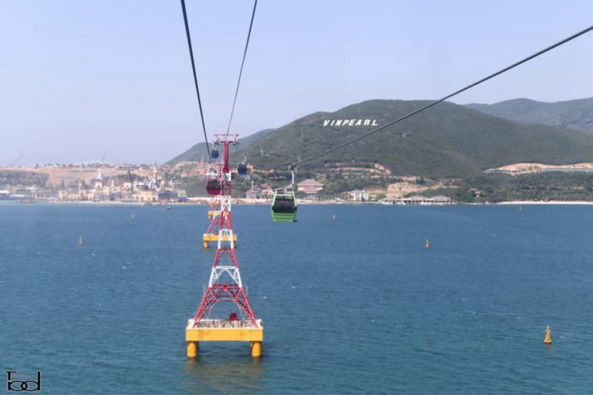 Vinperland Nha Trang owns the longest cable car in the world.