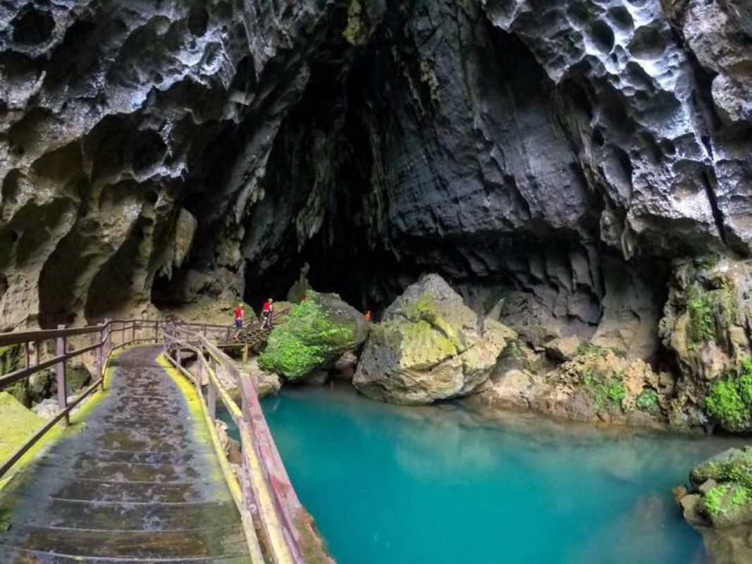 Start your Phong Nha Travel with serene vistas