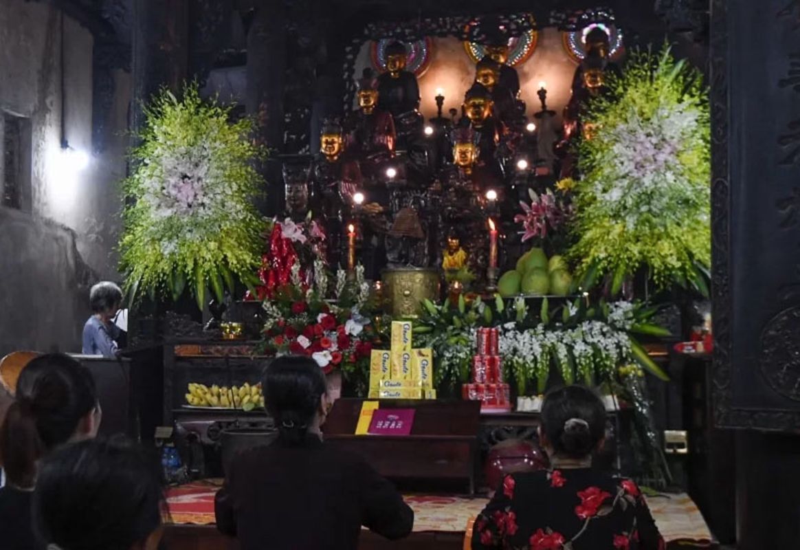 Learn Hanoi’s cultural legacy with expert insights