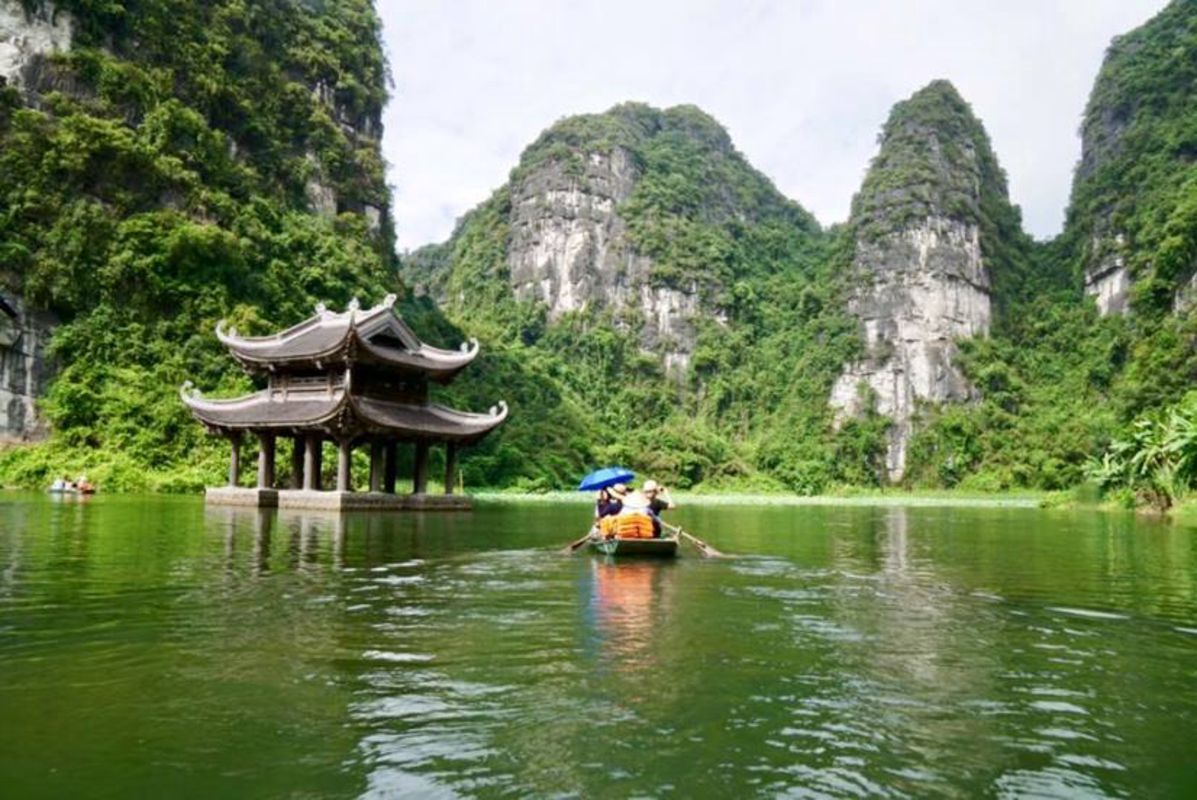 Dive into the natural charm of Ninh Binh Travel