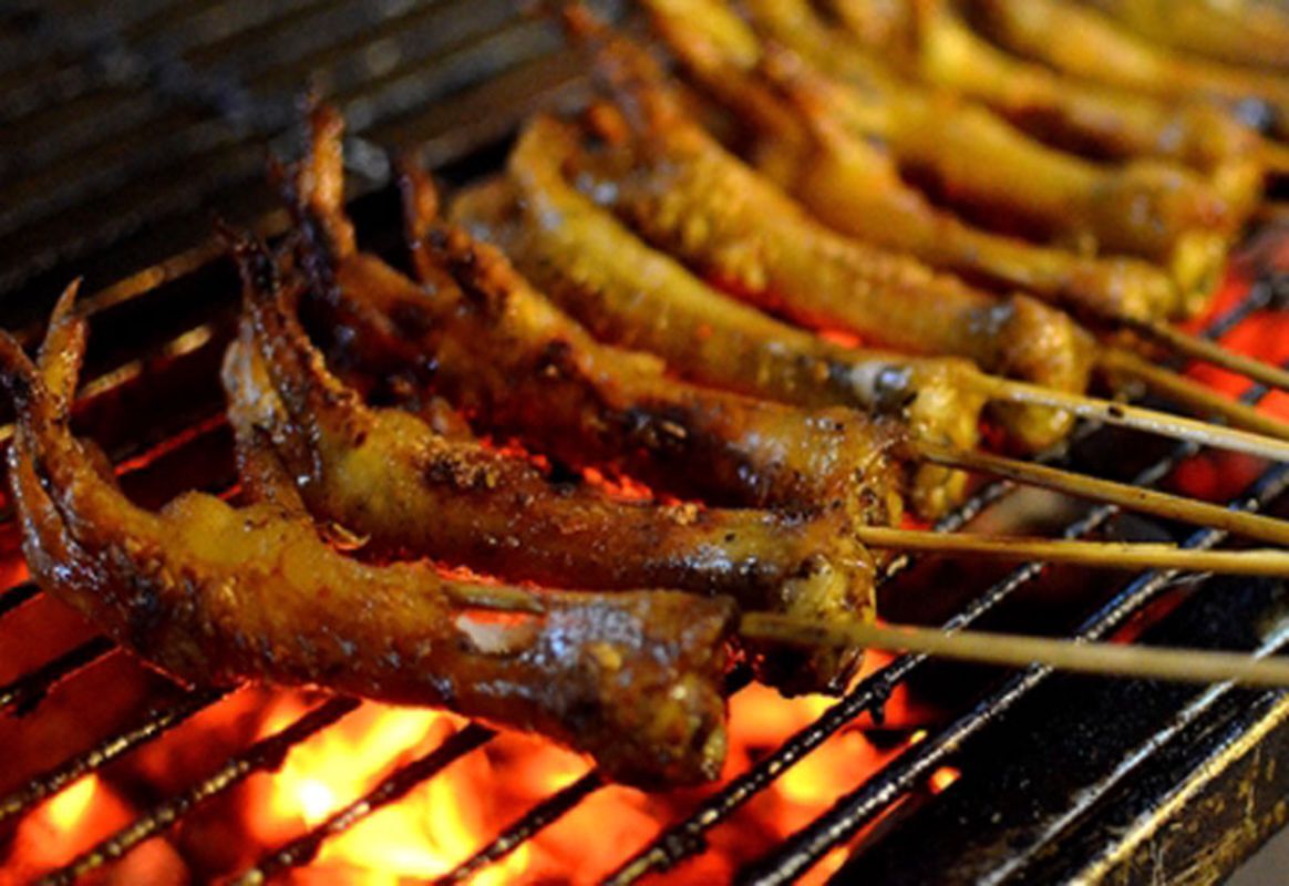 Dive into the vibrant flavors of Hanoi Travel