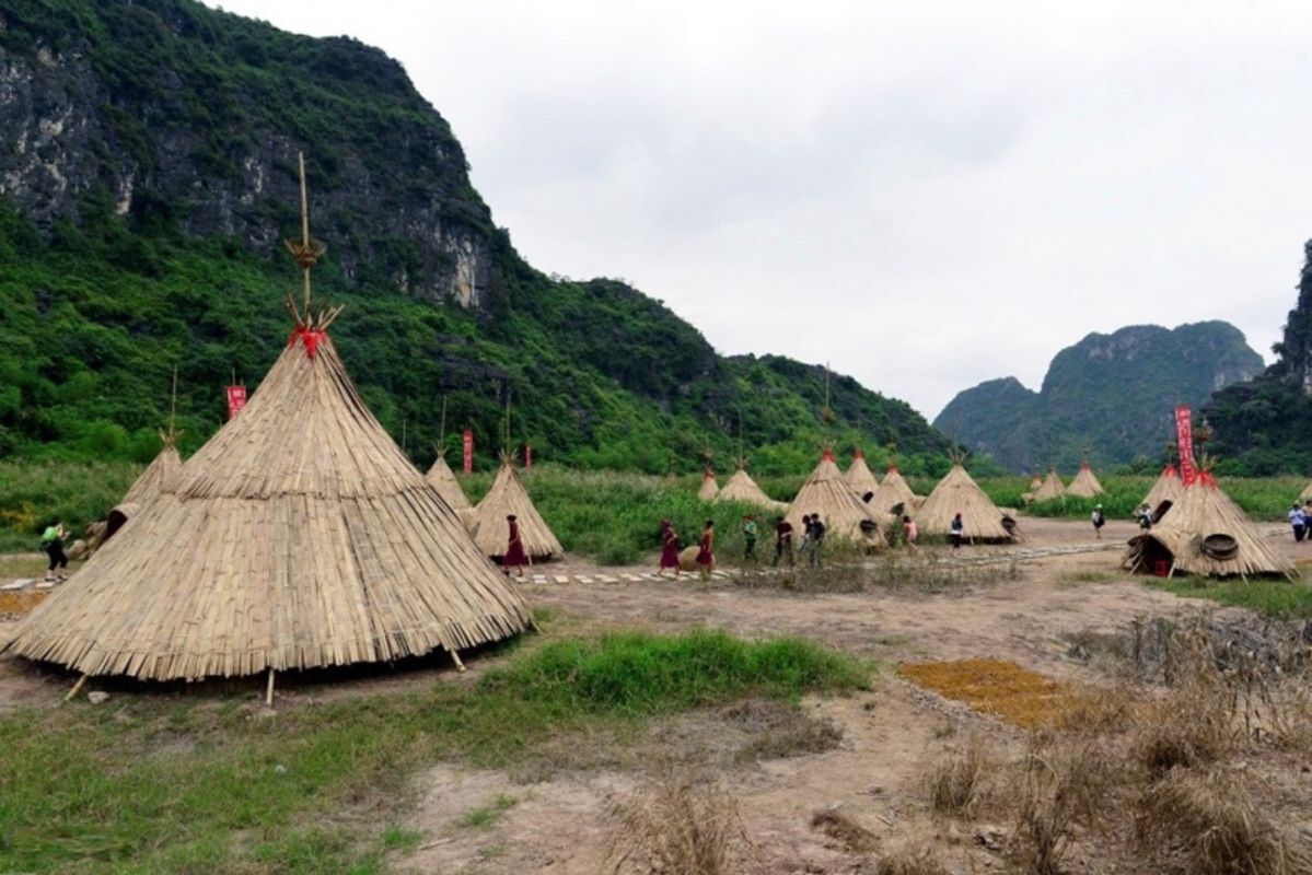 Experience Ninh Binh Tours with sustainable adventures