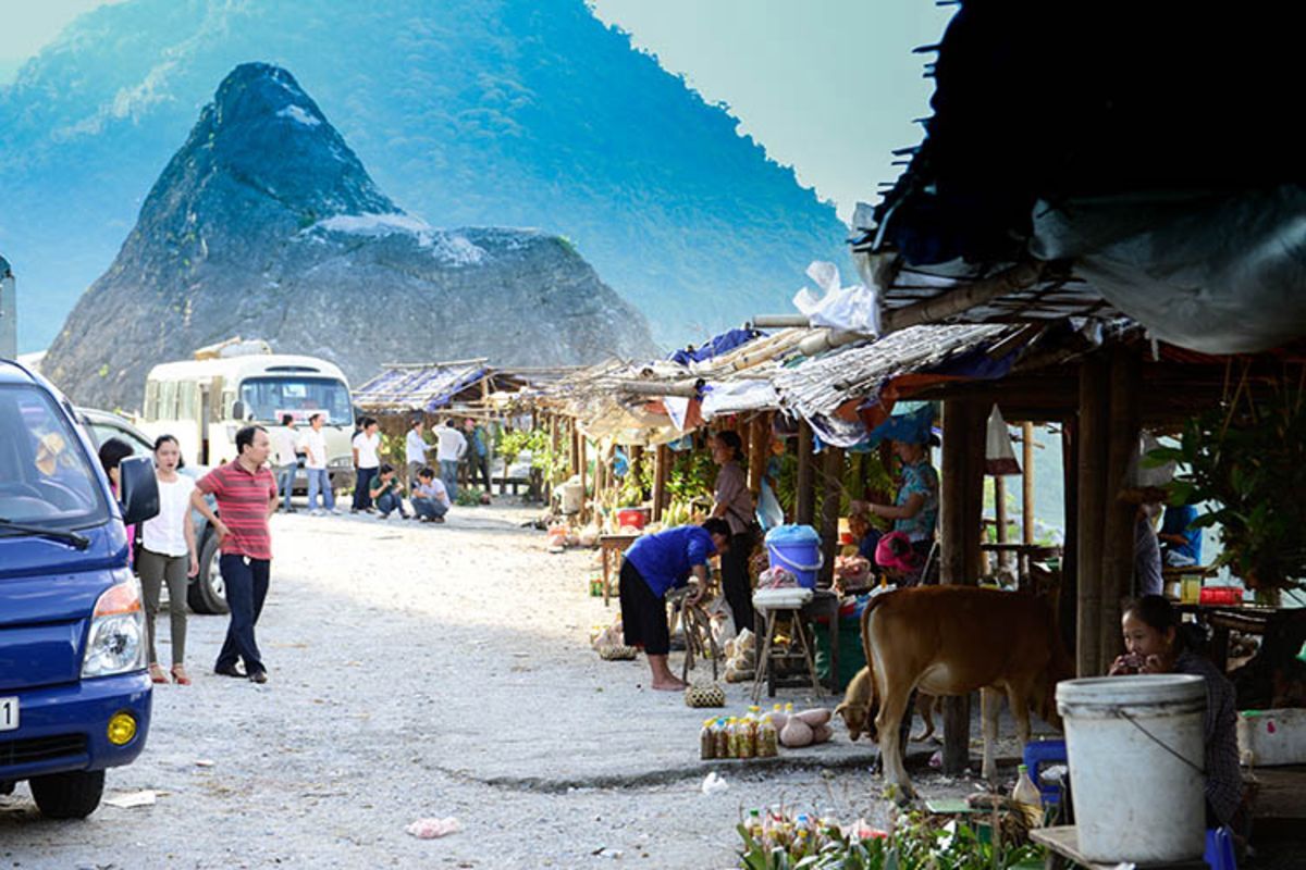 Capture the eco-conscious journey to Hoa Binh’s valley gem