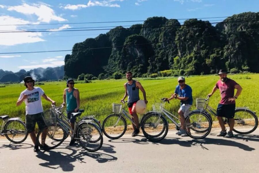Cycling Ninh Binh Trang An