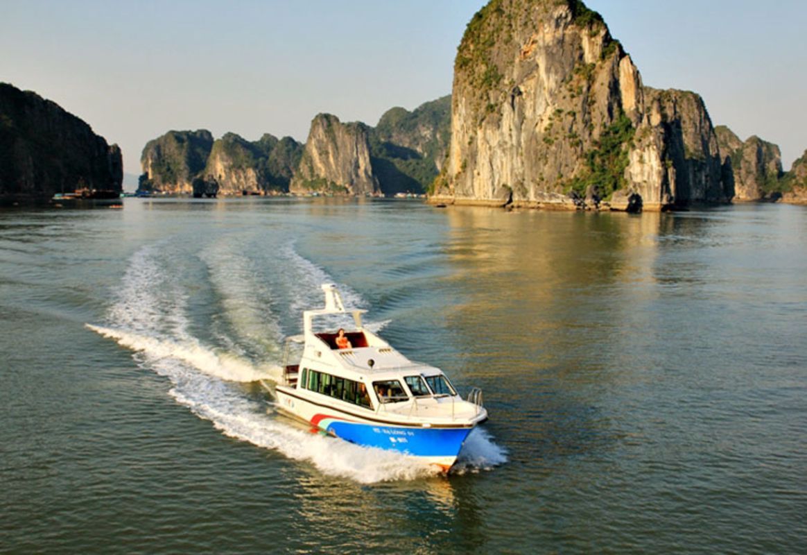 Experience Bai Tu Long Bay Tours with sustainable adventures