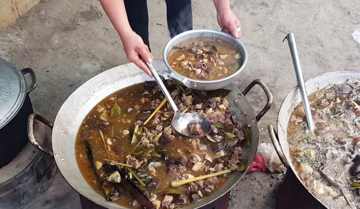 Experience Tuyen Quang Tours with sustainable dining