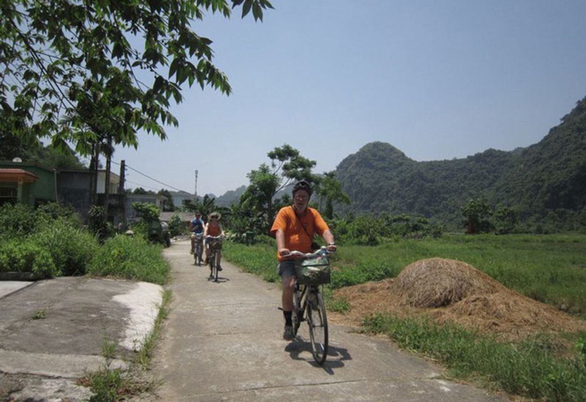 Experience Cat Ba Tours with sustainable adventures