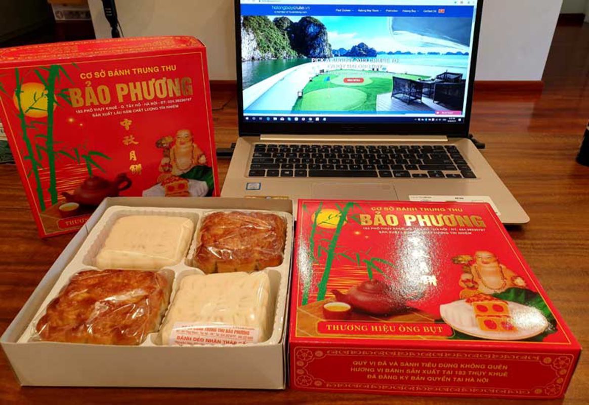 Savor Hanoi’s flavors amid festival lights