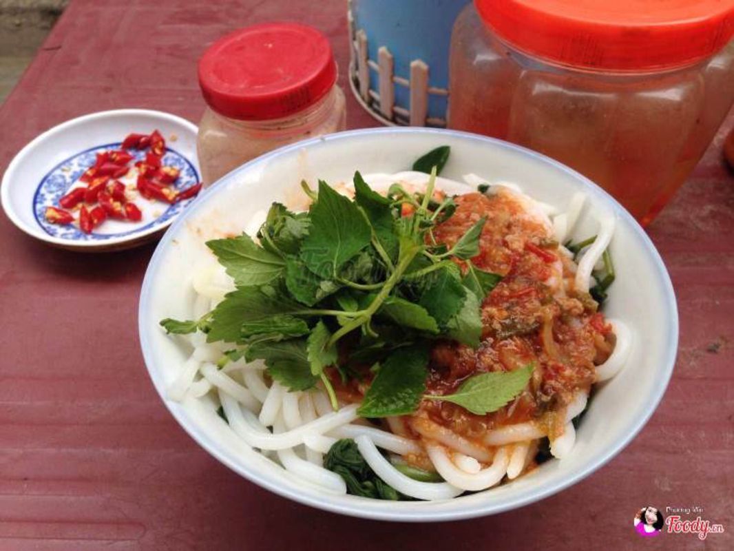 Photograph the delicate allure of Nam Dinh’s cuisine