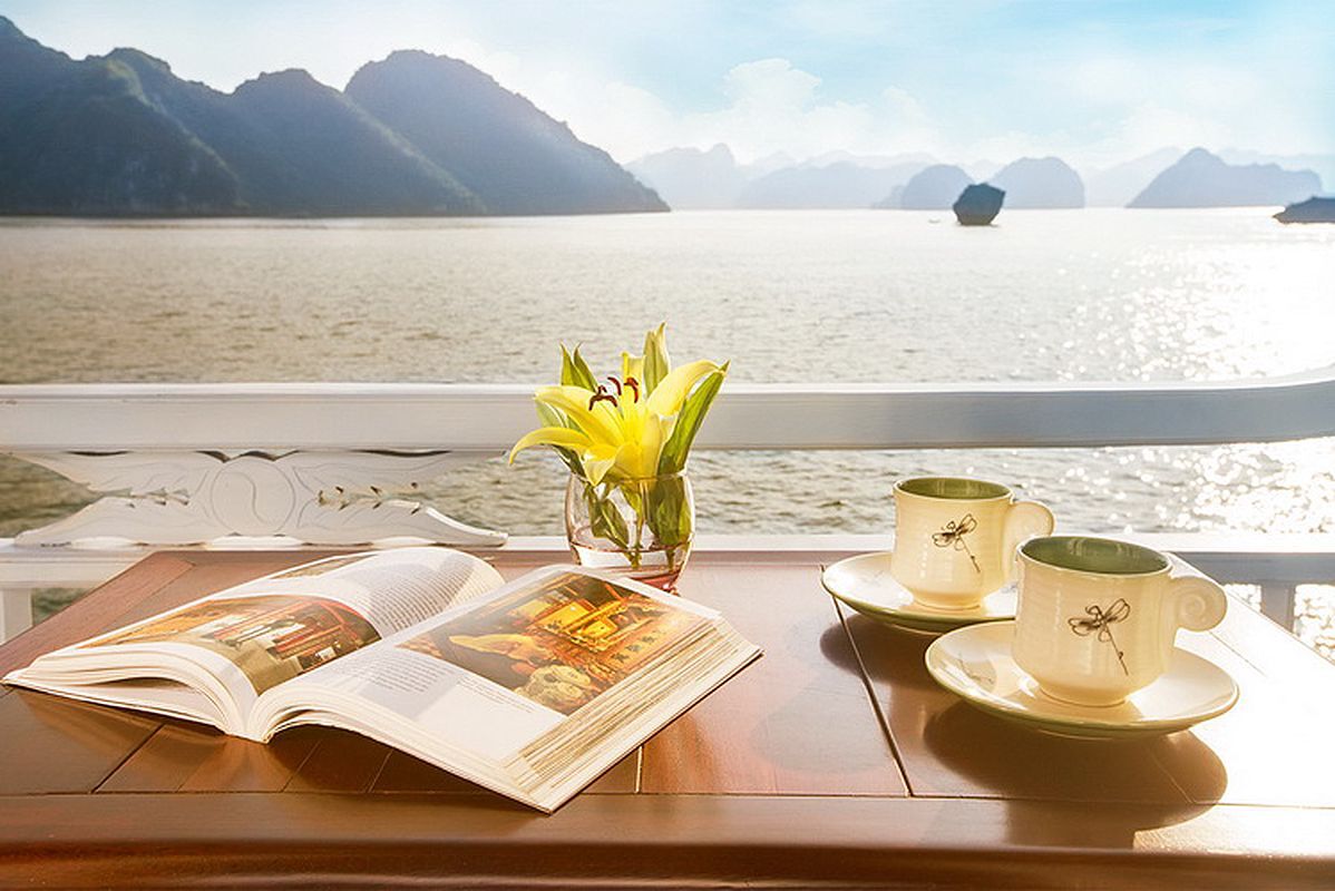 Start your Halong Bay Travel with springtime glow