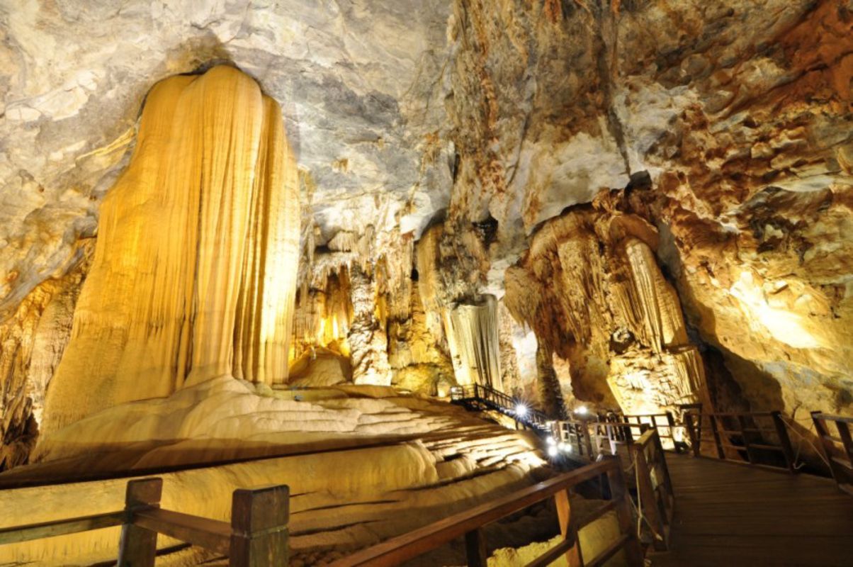 Capture the majestic beauty of Phong Nha-Ke Bang’s UNESCO gem