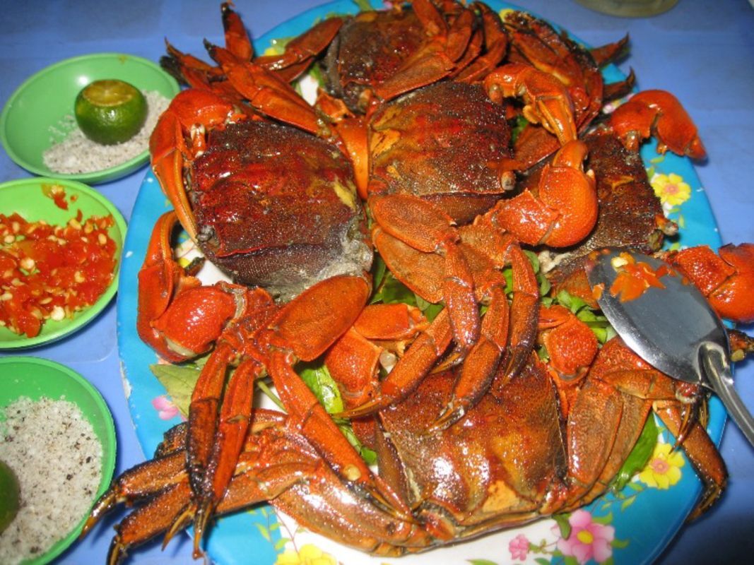 Capture the crispy flavors of Ca Mau’s culinary gem